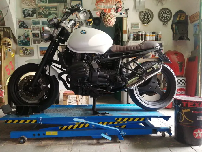 BMW R850R Classic