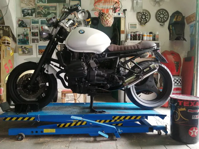 BMW R850R Classic