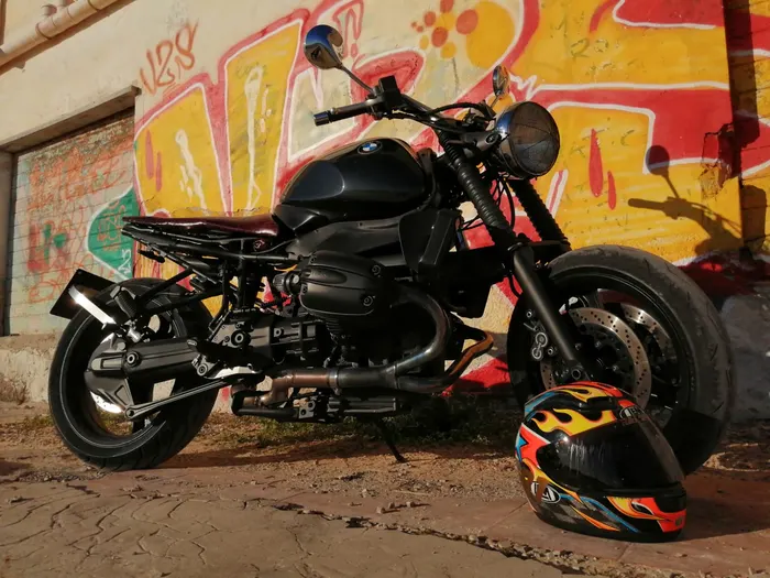 BMW R850R Evolution