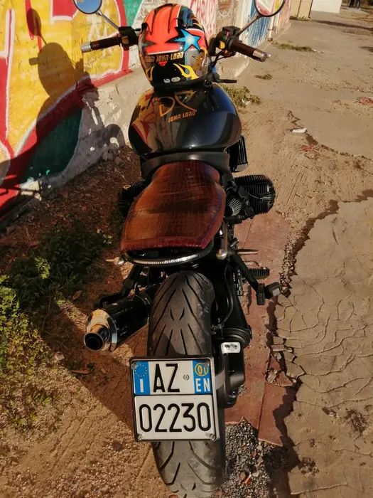 BMW R850R Evolution